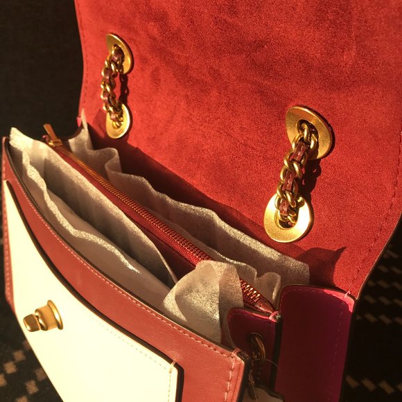 Parker In Colorblock - Picture 7 of 9